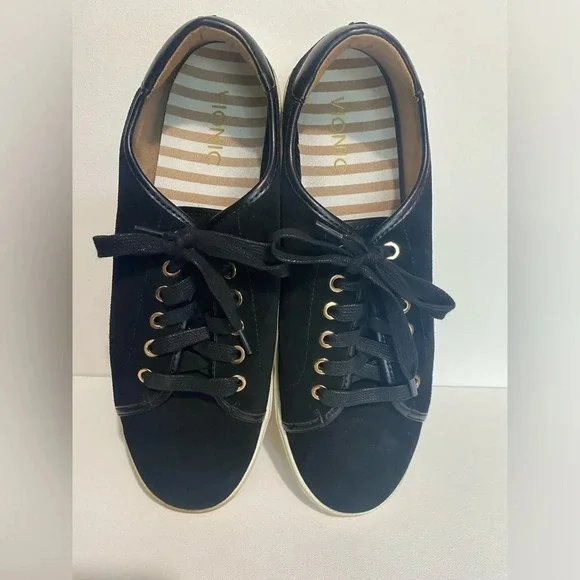 Vionic Brinley VS339 Women's Size 10 Black Suede Sneakers Lace Up Low Top - Picture 2 of 5